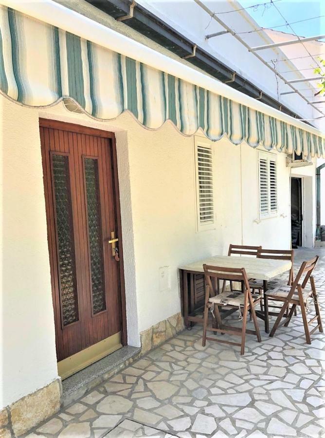 Apartments With Boat Mooring Marija Supetarska Draga Exterior photo